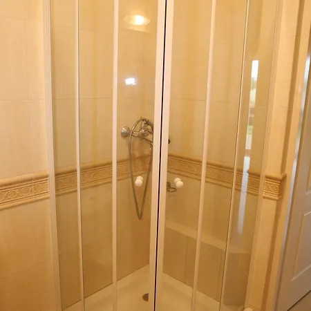 Dom Tulipan Apartman *